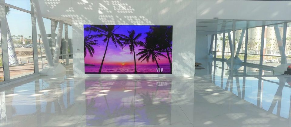 شاشة LED عملاقة داخلية